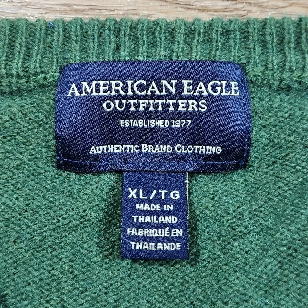 American Eagle Wool Cotton Blend Knit Forest Green V Neck Pullover Sweater